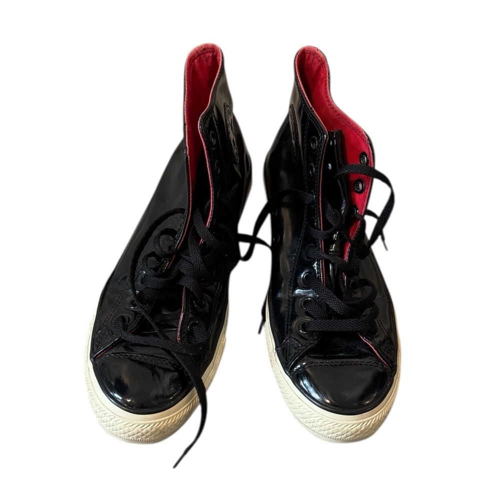 Black and Red High-Top Sneakers Converse 8.5M 10.5W